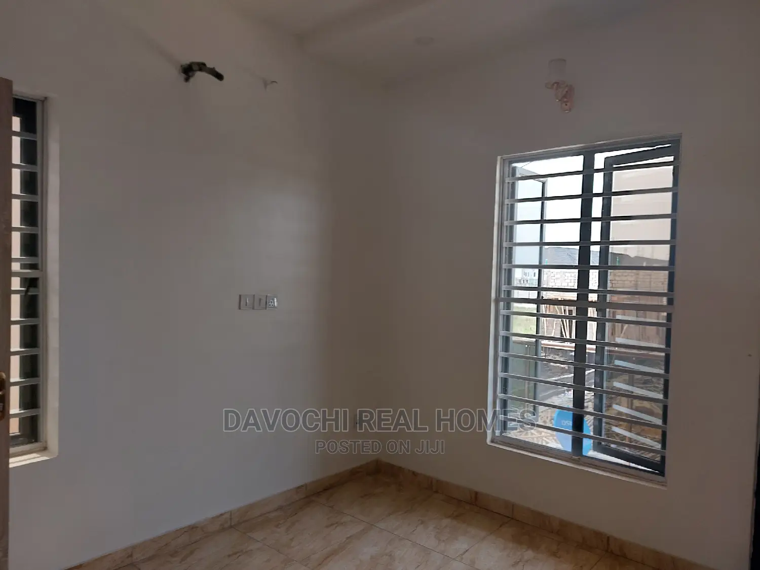 4bdrm Duplex in by Chevron Second, Lekki Phase 2 for Sale in Lekki Phase 2