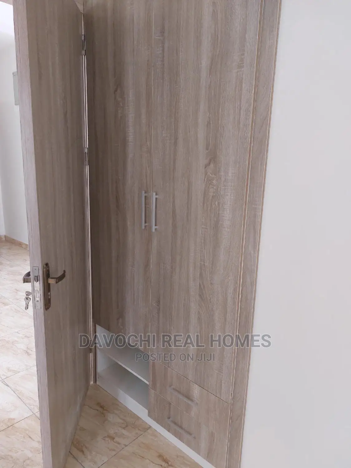 4bdrm Duplex in by Chevron Second, Lekki Phase 2 for Sale in Lekki Phase 2