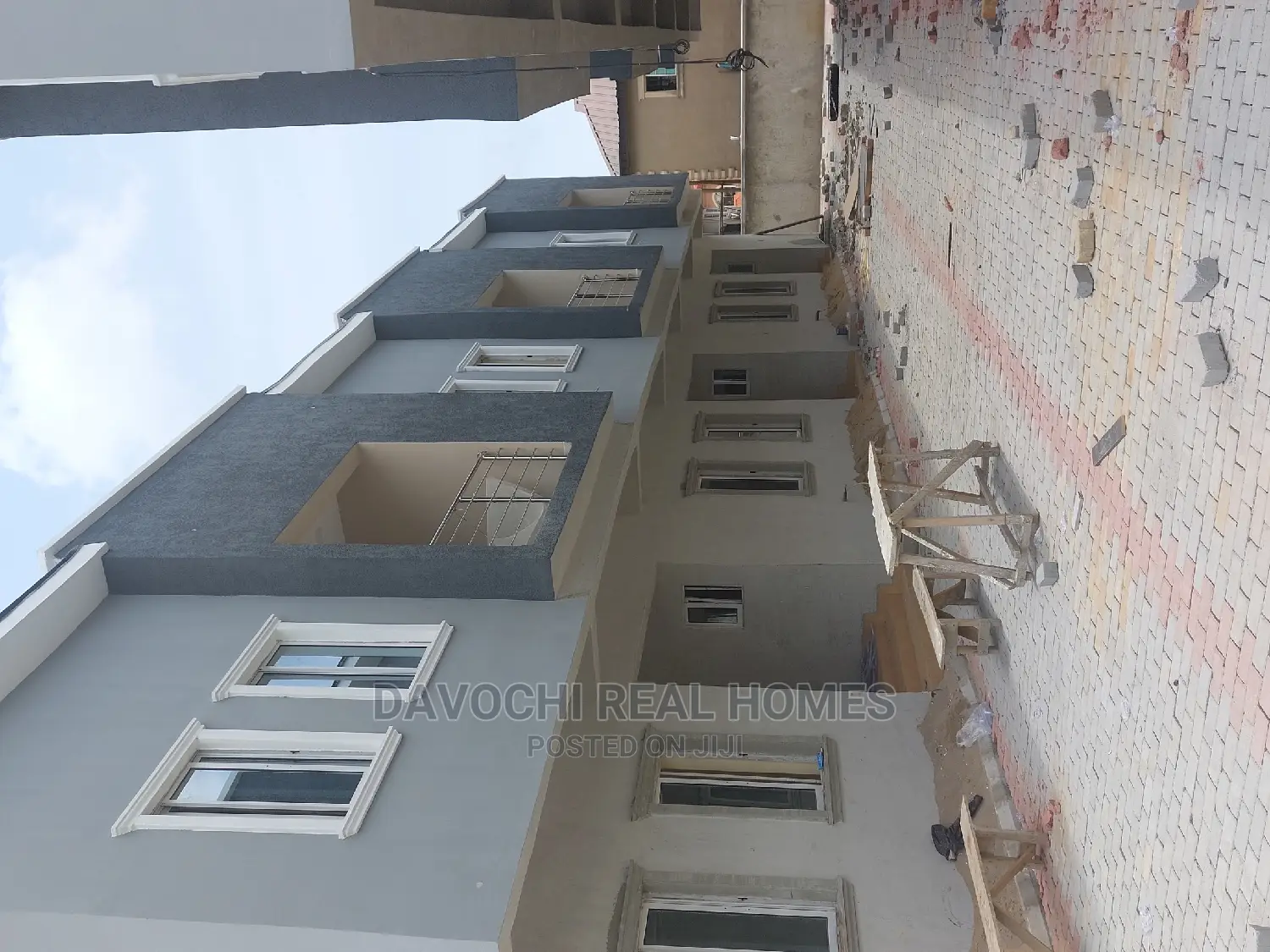 2bdrm Duplex in Immediately After, Lekki Phase 2 for rent in Lekki Phase 2