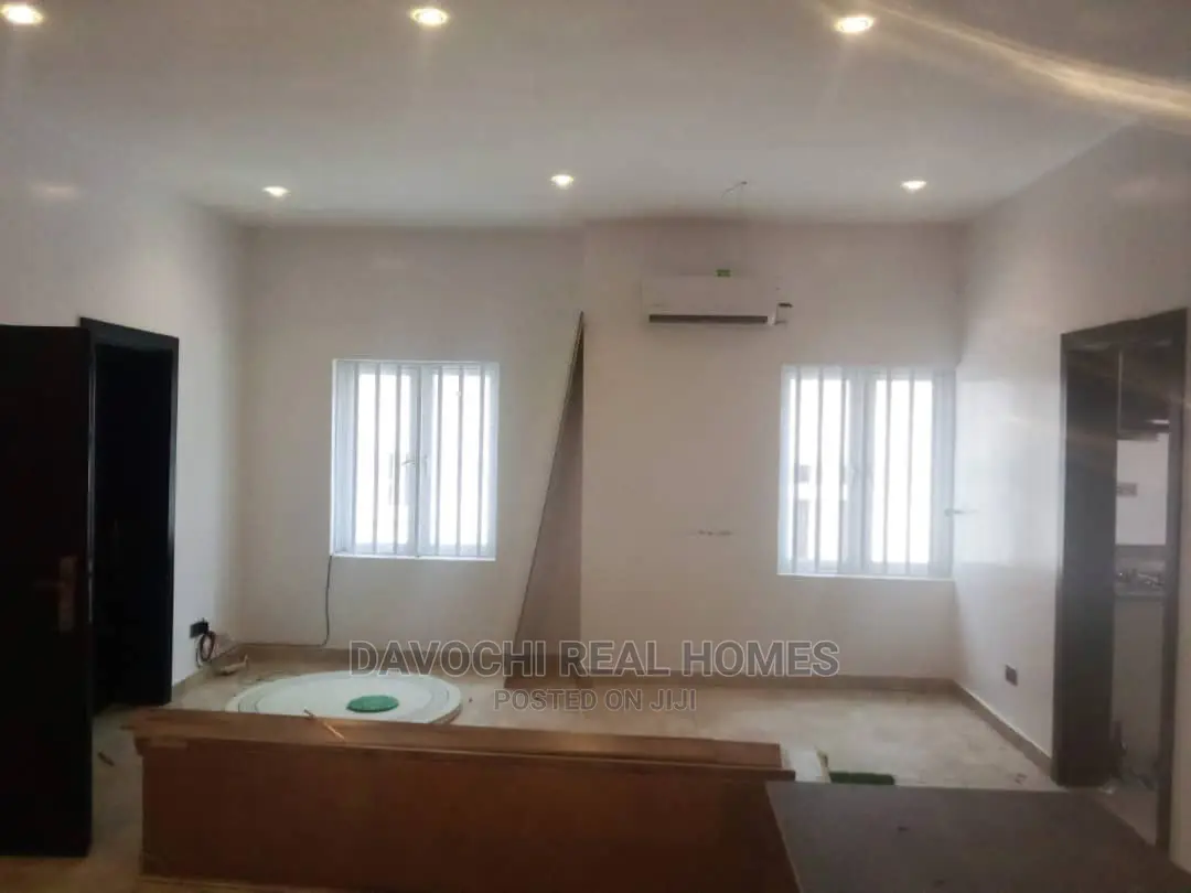 2bdrm Apartment in Johnson Street, Osapa london for rent in Osapa london
