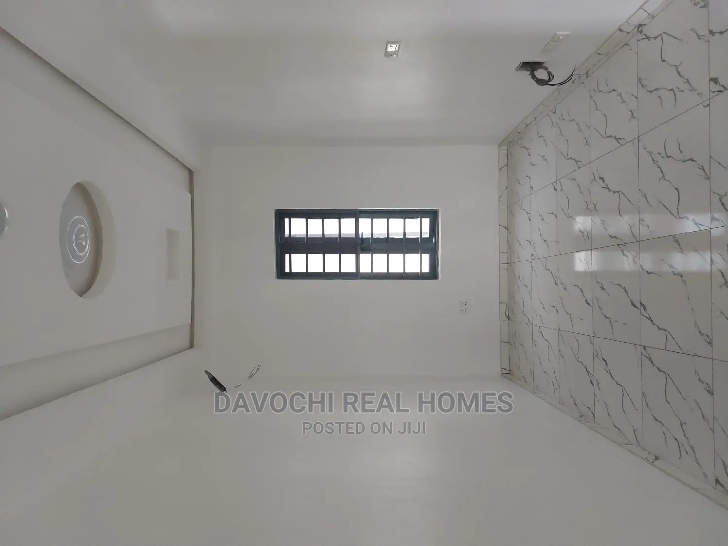 4bdrm Duplex in Orchid Road, Chevron for rent in Chevron