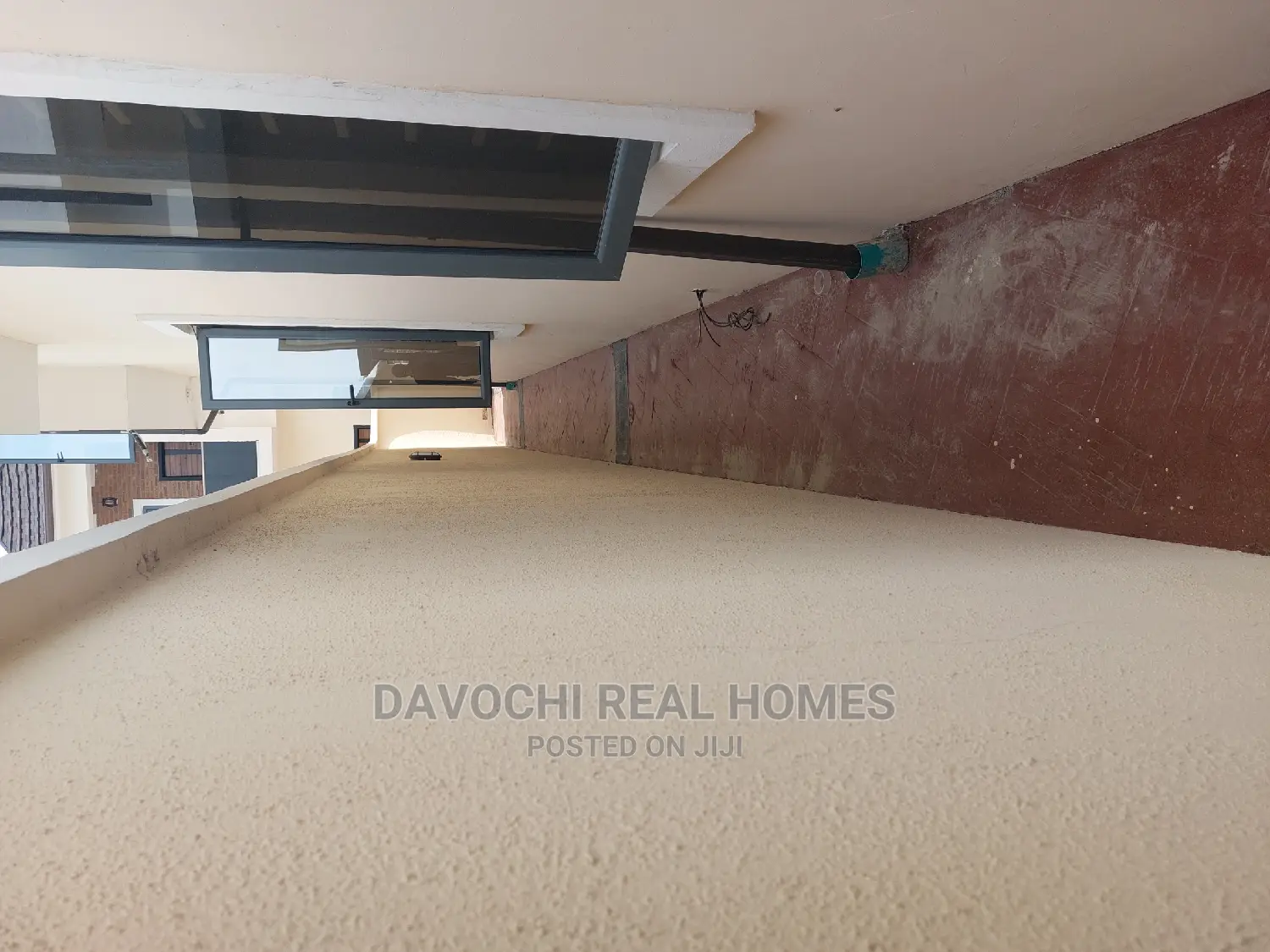 4bdrm Duplex in Orchid Road, Chevron for rent in Chevron