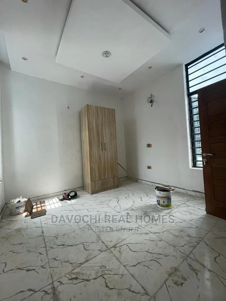 4bdrm Duplex in Prime Estate, Osapa London for Rent in Osapa london