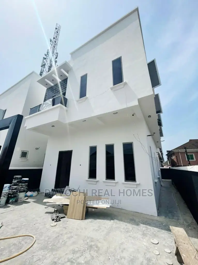4bdrm Duplex in Ologolo Estate for Sale in Ologolo