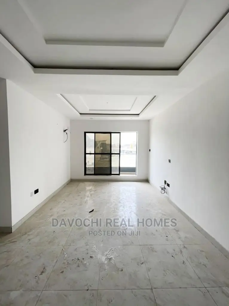 2bdrm Block of Flats in Ologolo Estate for sale in Ologolo