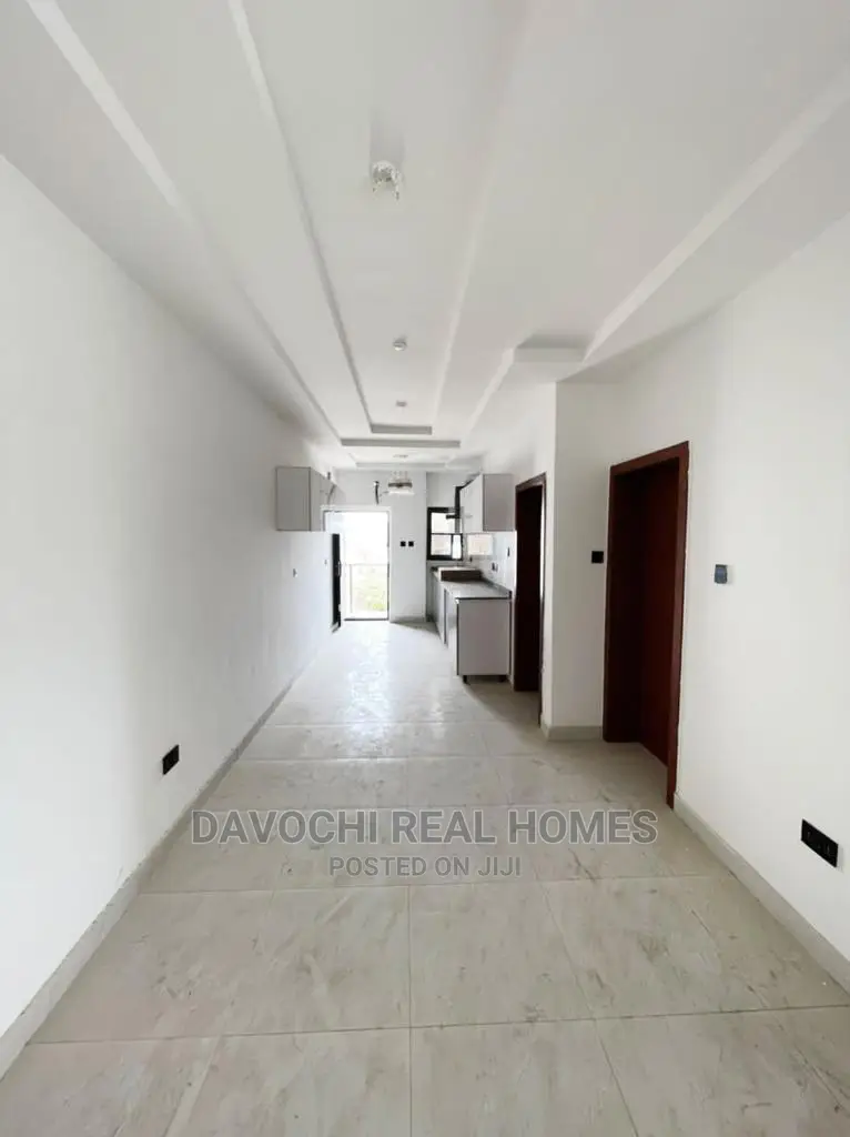 2bdrm Block of Flats in Ologolo Estate for sale in Ologolo