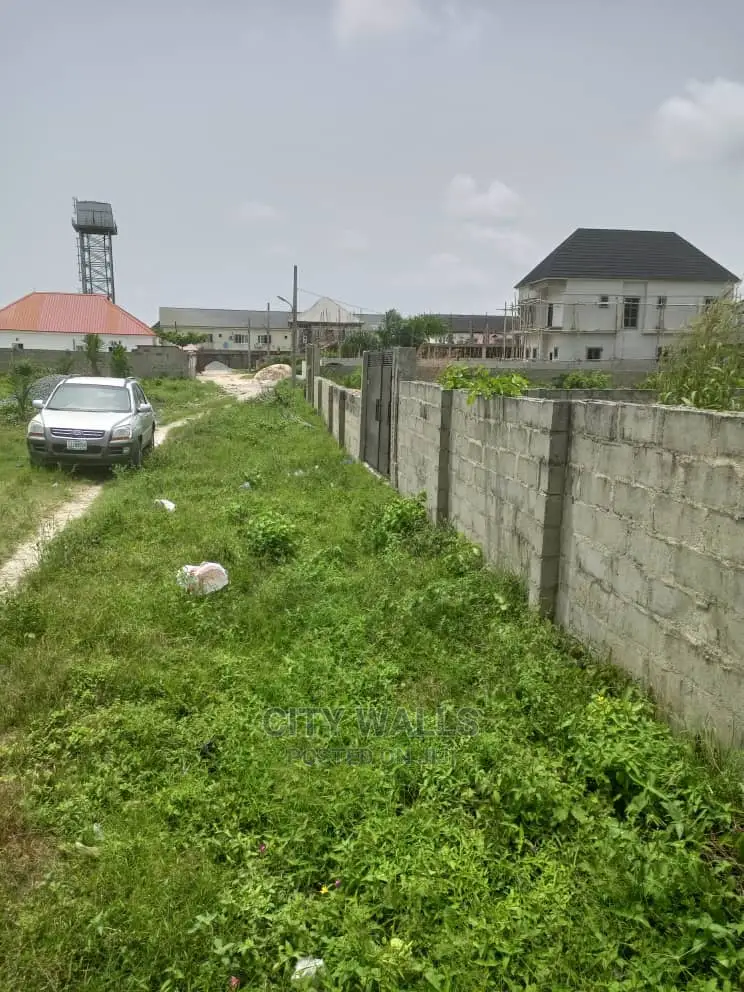 1 Plot of Land for Sale in Lekki Phase 2