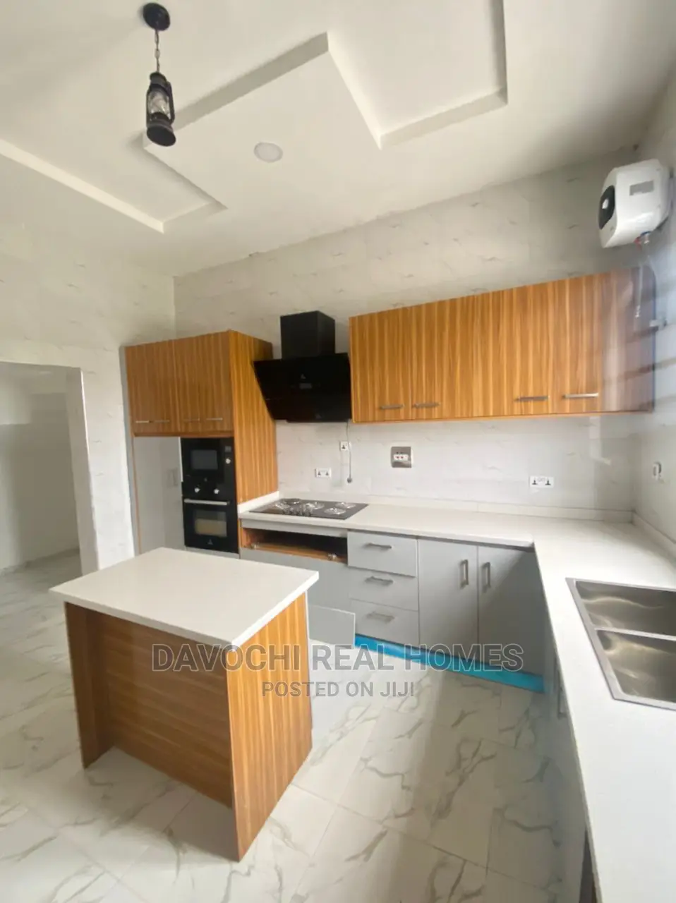 4bdrm Duplex in Lekki  Lagos, Chevron for sale in Chevron
