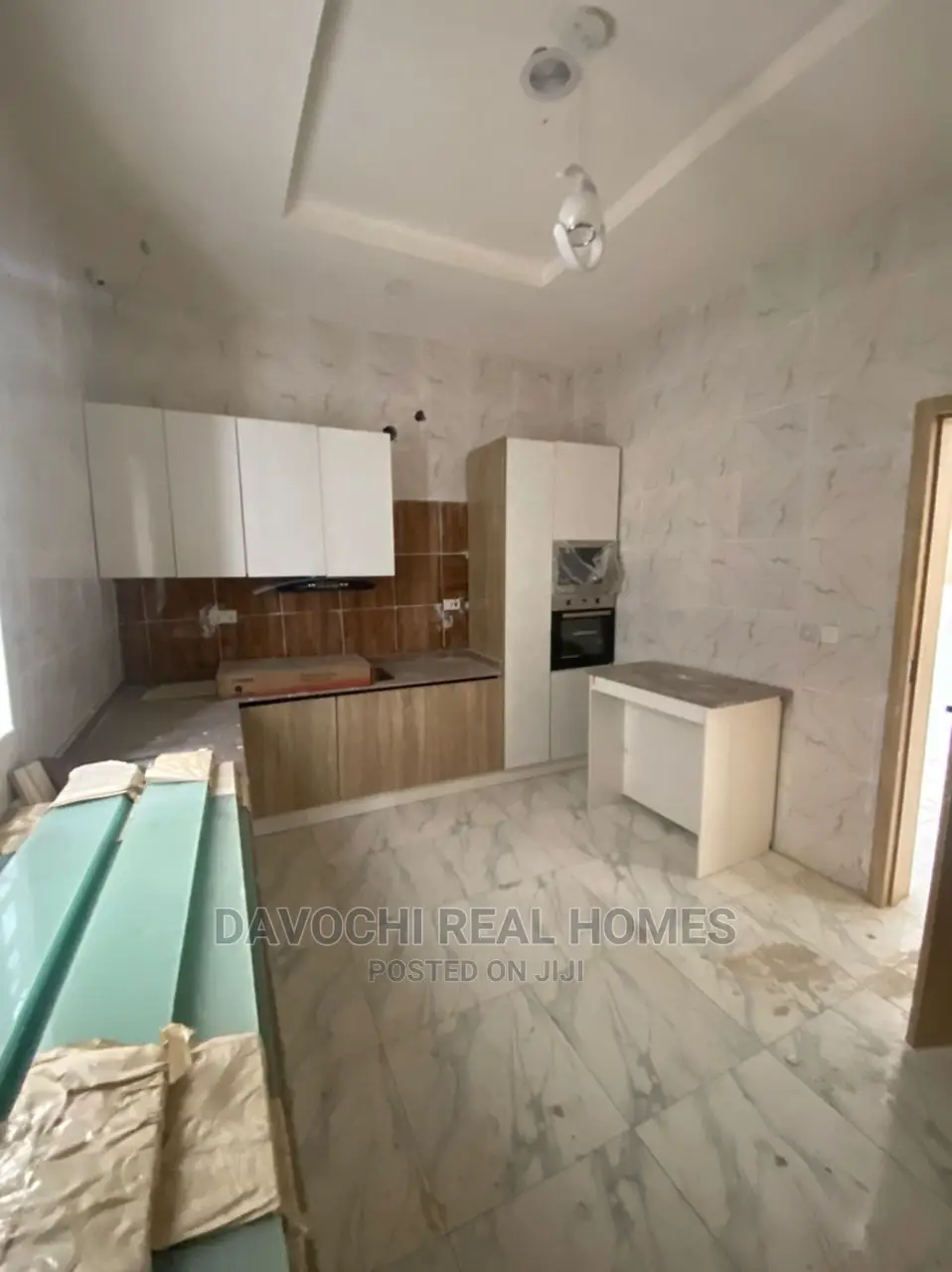 4bdrm Duplex in Lekki Lagos, Chevron for sale in Chevron