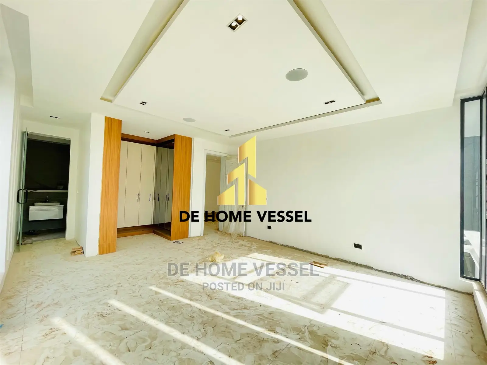 5bdrm Duplex in Old Ikoyi for Sale in Old Ikoyi