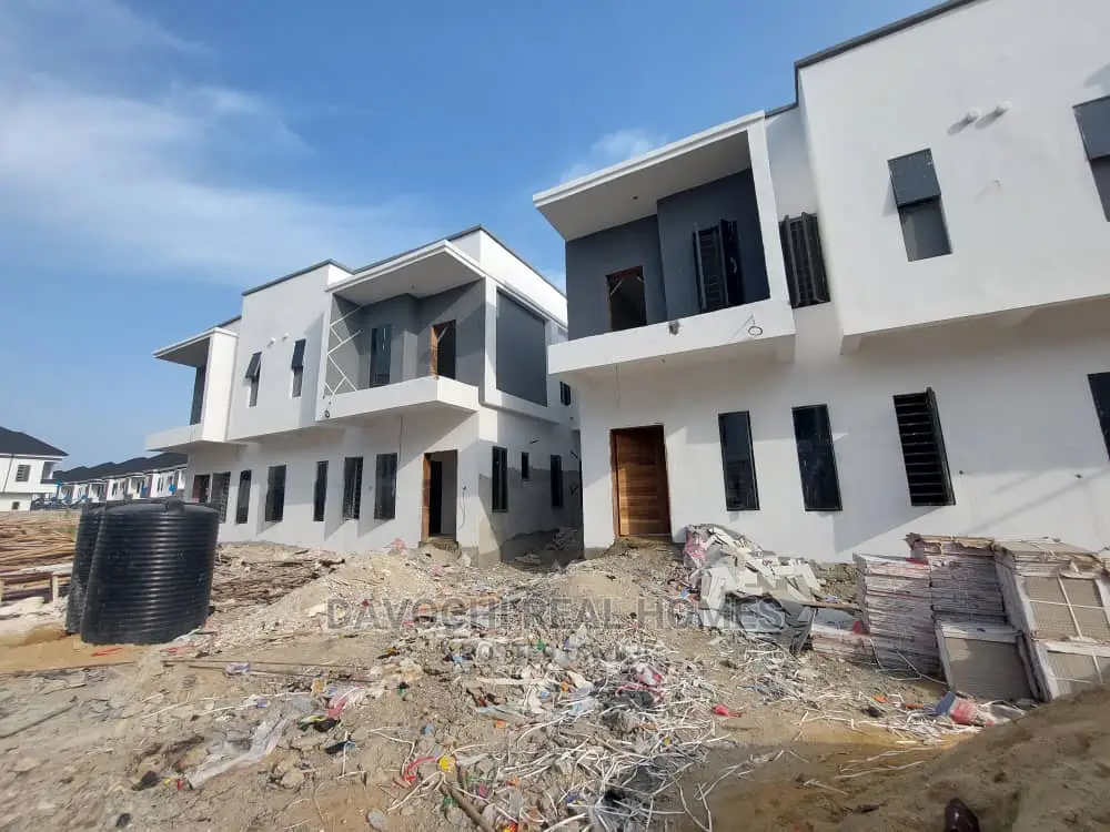 4bdrm Duplex in Lekki Toll Gate for Sale in Lekki