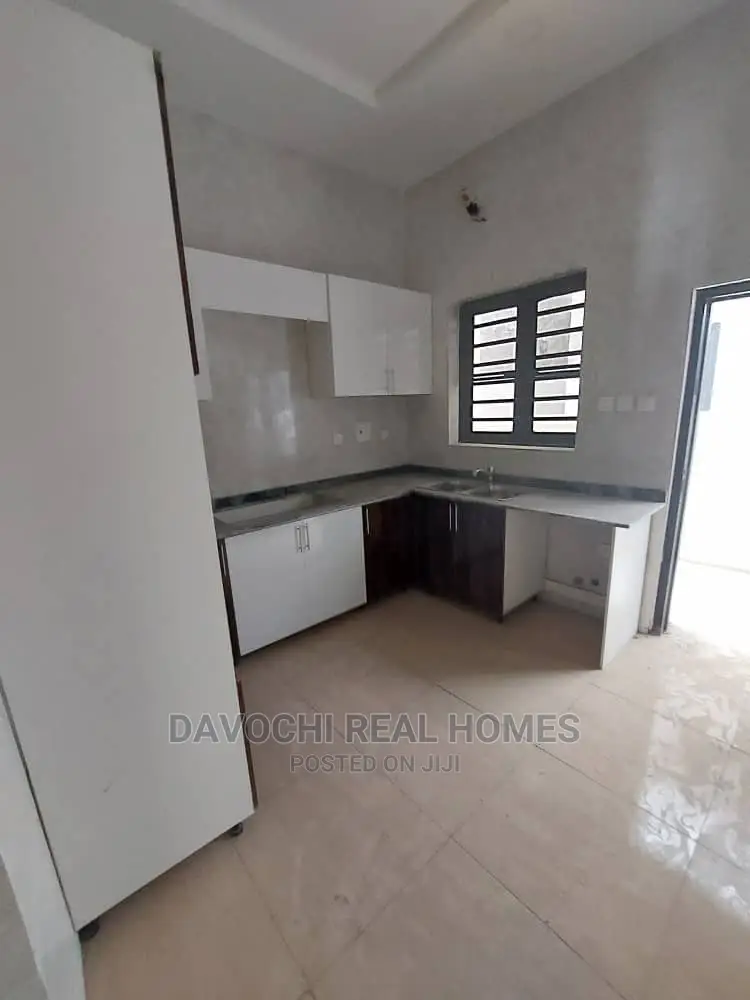 4bdrm Duplex in By Chevron Second, Lekki for sale in Lekki