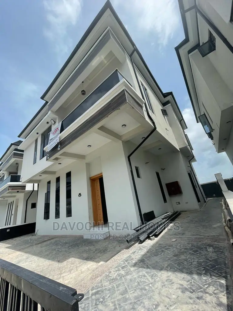 5bdrm Duplex in Chevron, Lekki for rent in Lekki
