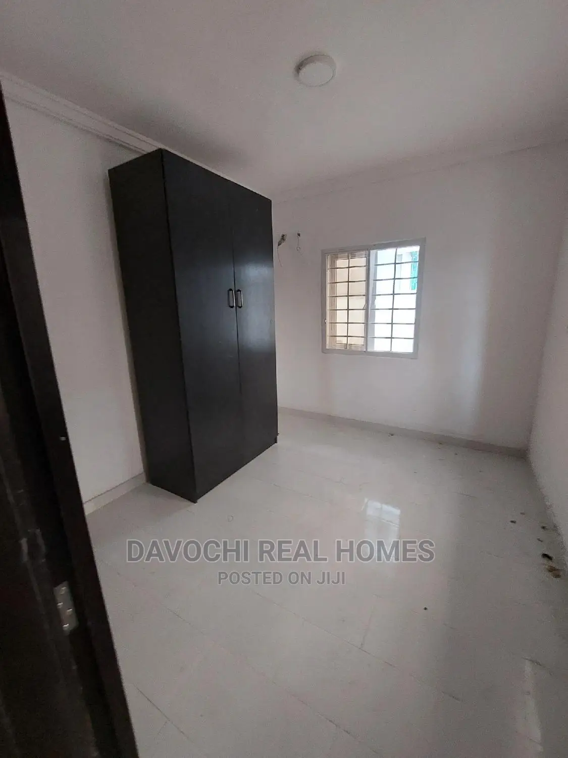 2bdrm Apartment in By Orchid Road, Chevron for rent in Chevron