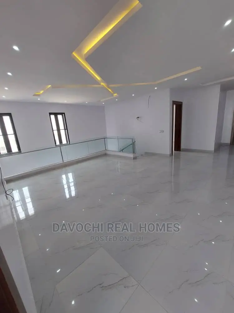 4bdrm Duplex in 2Nd Toll Gate, Lekki Phase 2 for Sale in Lekki Phase 2