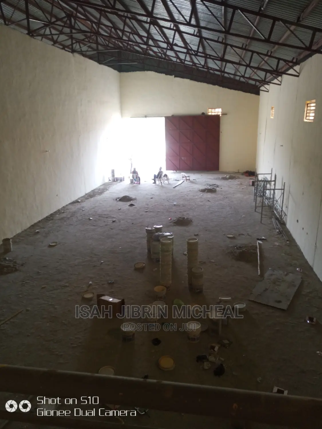 Warehouse Along Express for Rent in Kubwa in Kubwa