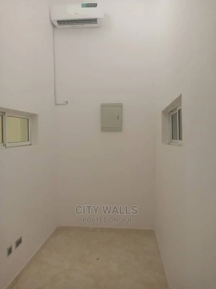 4bdrm Townhouse/Terrace in Chevron for Rent in Chevron