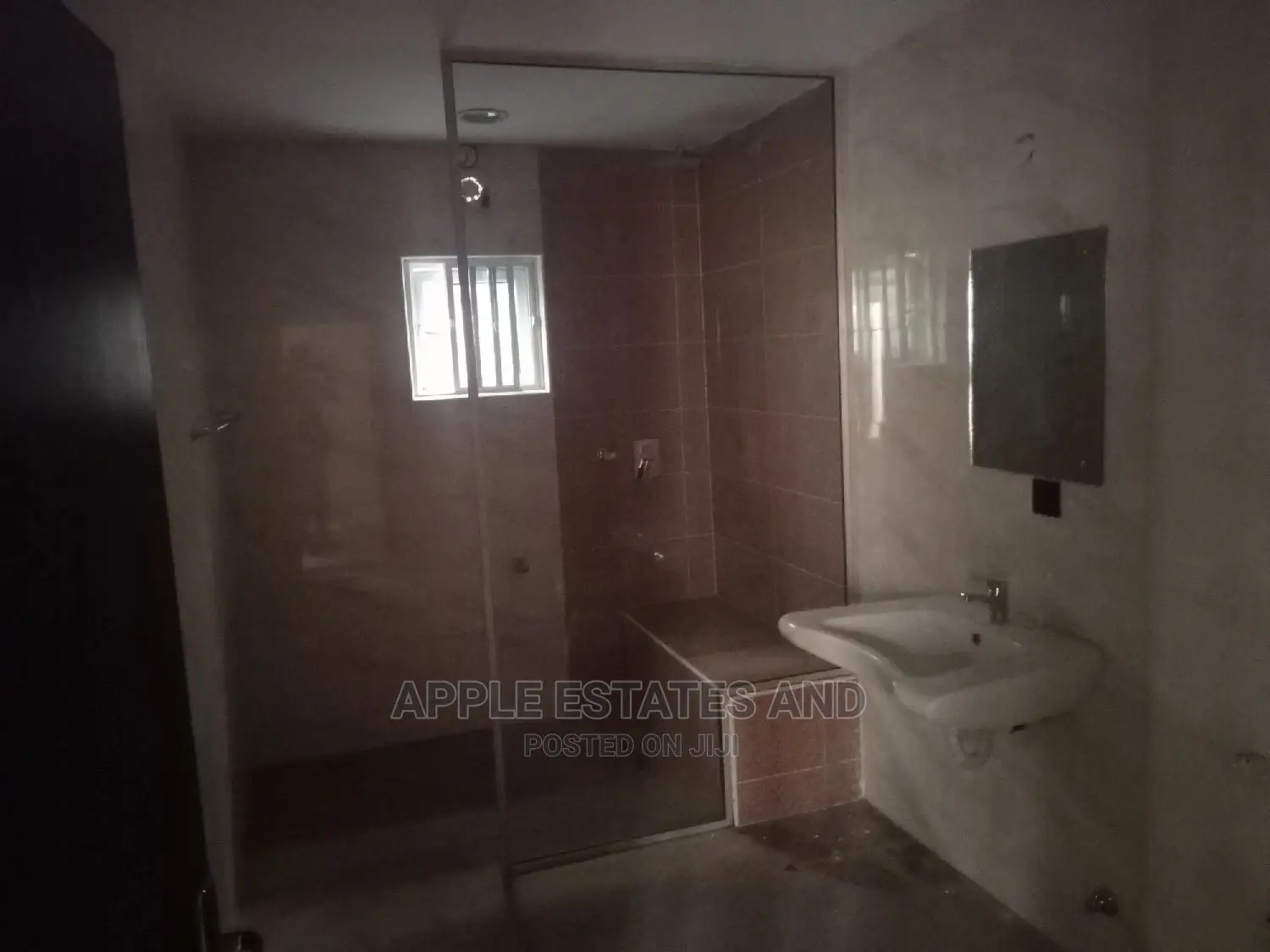 2bdrm Apartment in Mushin for rent in Mushin