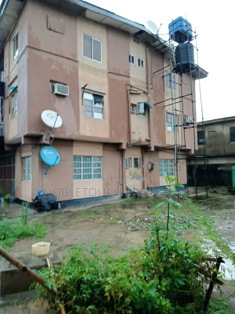 3bdrm Block of Flats in Council Idimu Lagos Iseri Olofin for sale in Iseri Olofin