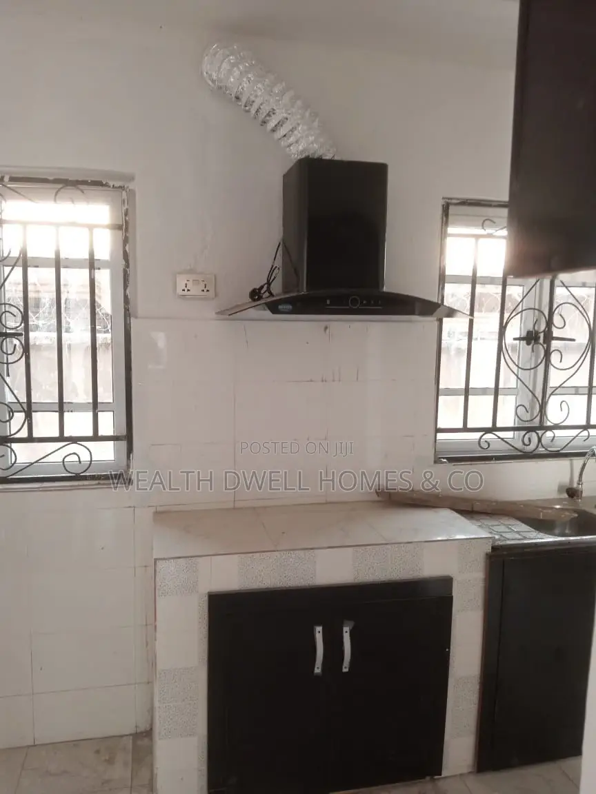 2bdrm Block of Flats in Alagbaka, Akure for rent in Akure
