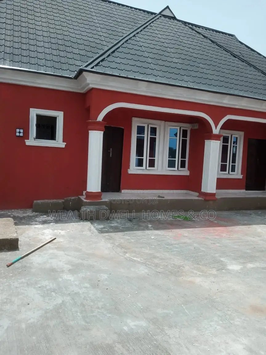 2bdrm Block of Flats in Alagbaka, Akure for rent in Akure