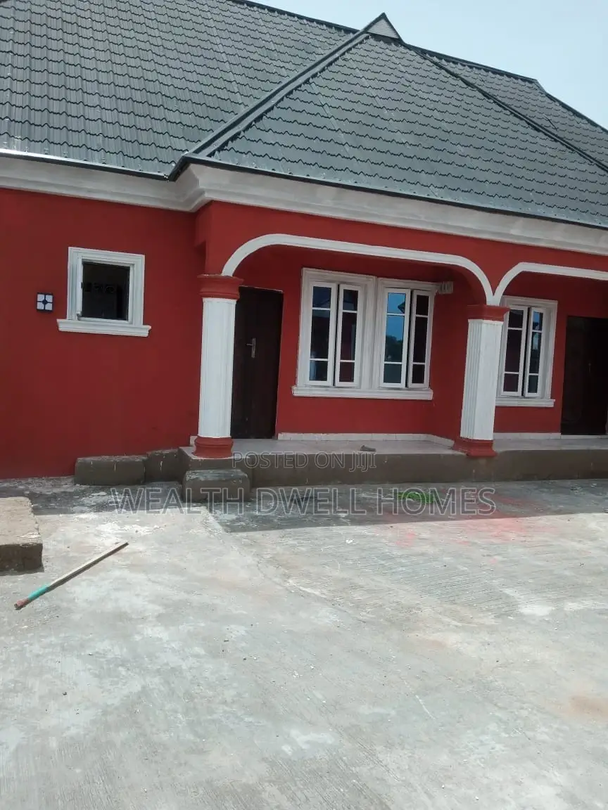 2bdrm Block of Flats in Alagbaka, Akure for rent in Akure