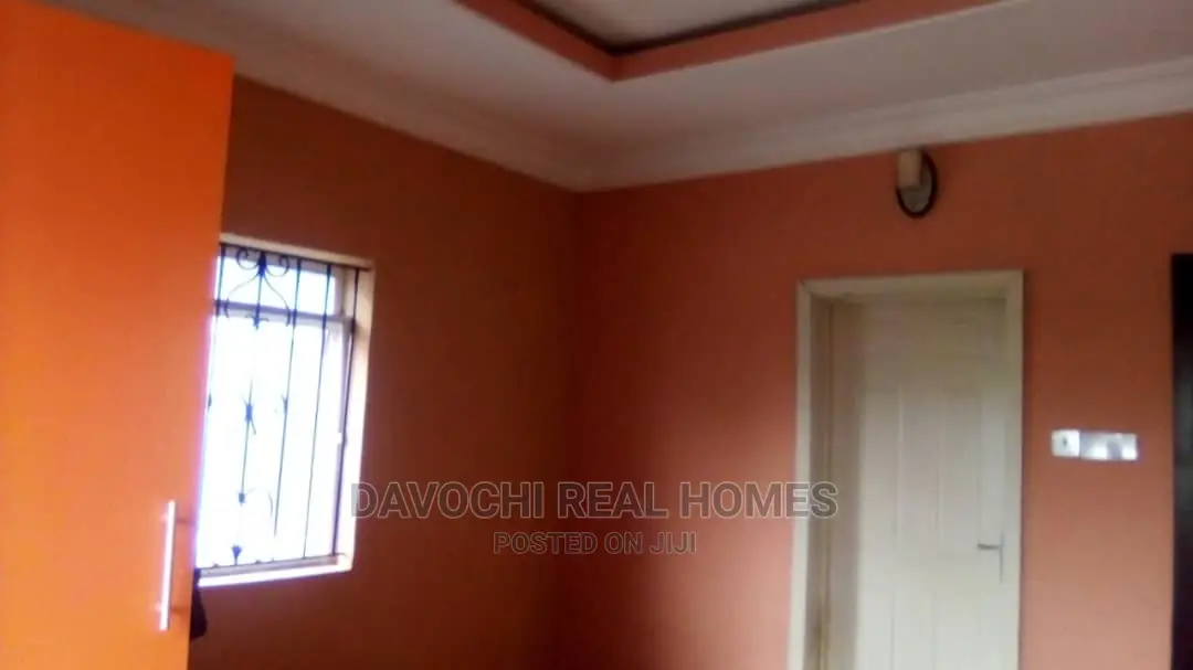 7bdrm Duplex in Diamond Estate, Sangotedo for Sale in Sangotedo