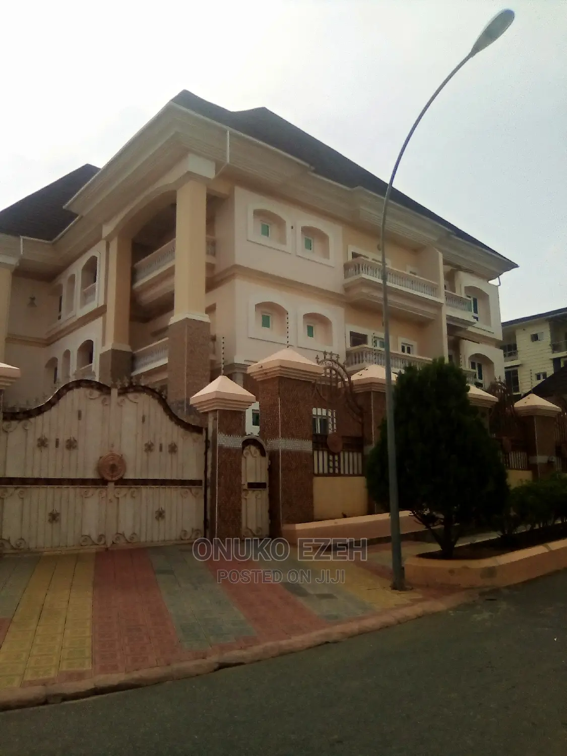 4bdrm Townhouse/Terrace in Gusape Heaven, Guzape District for Sale in Guzape District