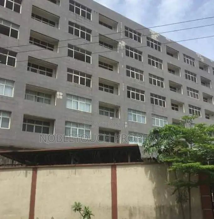 Still Functioning Hospital With Most Modern Facilities in Lekki