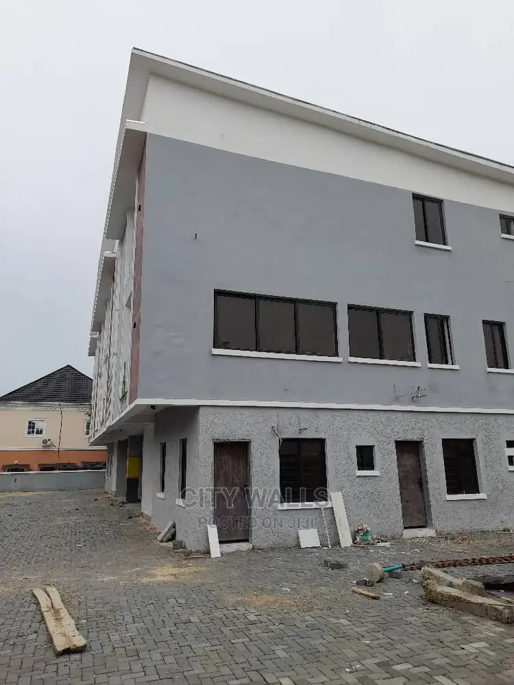 2bdrm Block of Flats in Bera Estate, Chevron for rent in Chevron