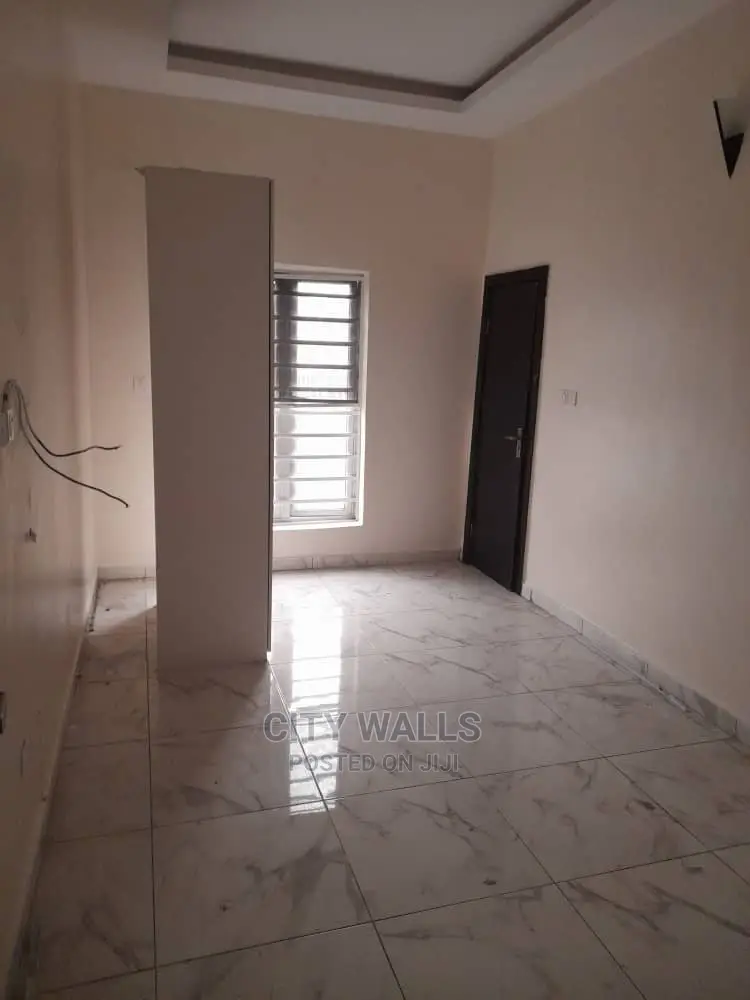 2bdrm Block of Flats in Bera Estate, Chevron for rent in Chevron