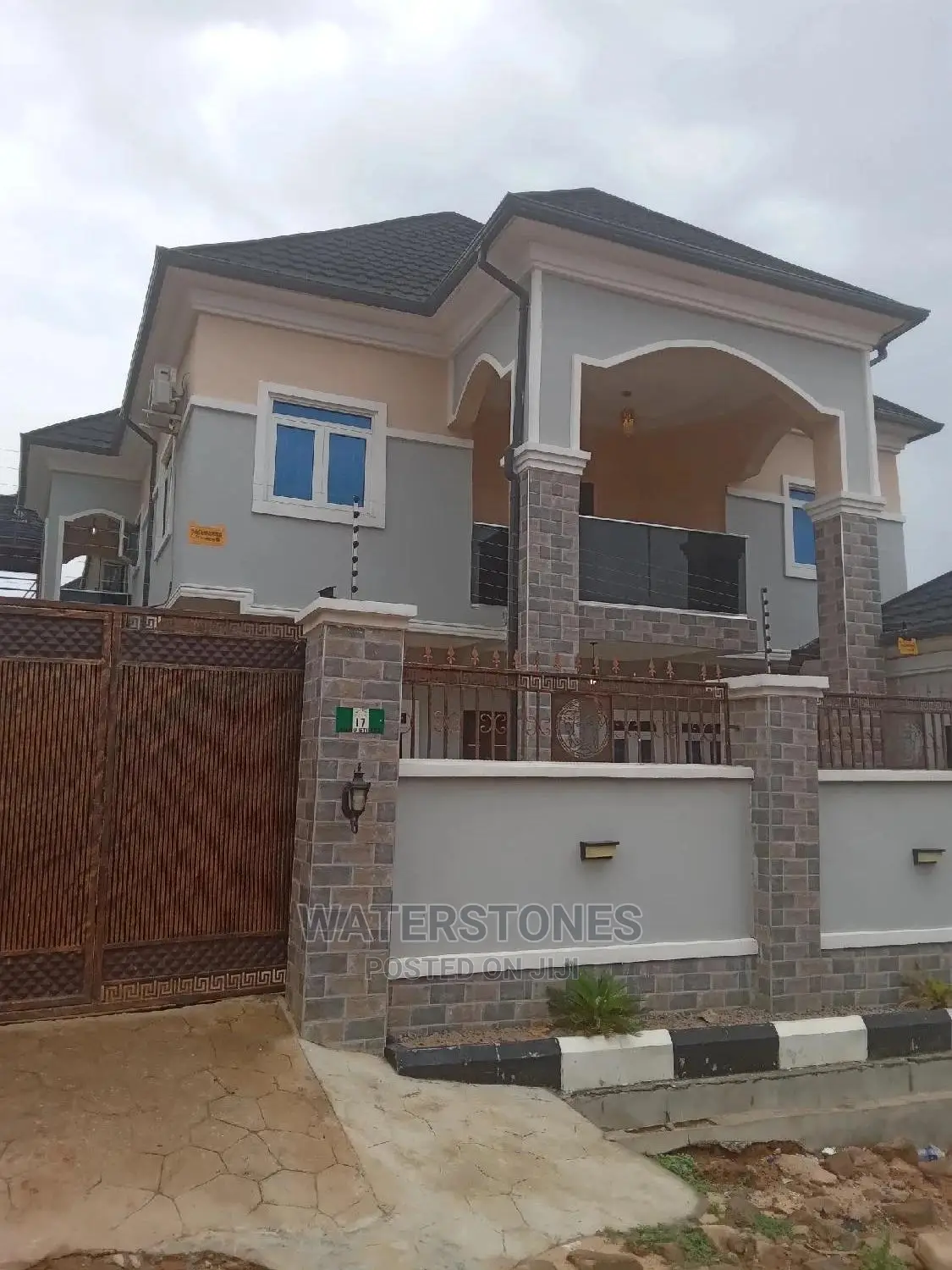 Furnished 3bdrm Block of Flats in Asaba, Okpanam Road, Oshimili South in Oshimili South