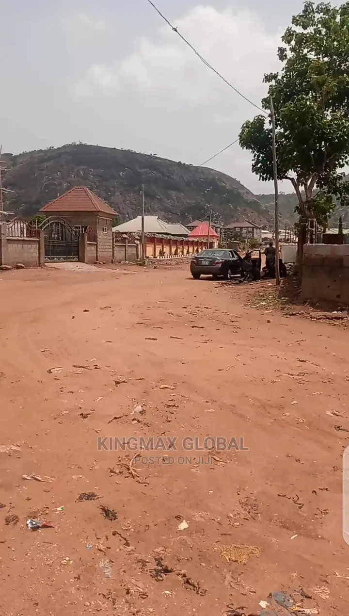 A Strategic Corner Piece Position Land for Sale! in Kubwa