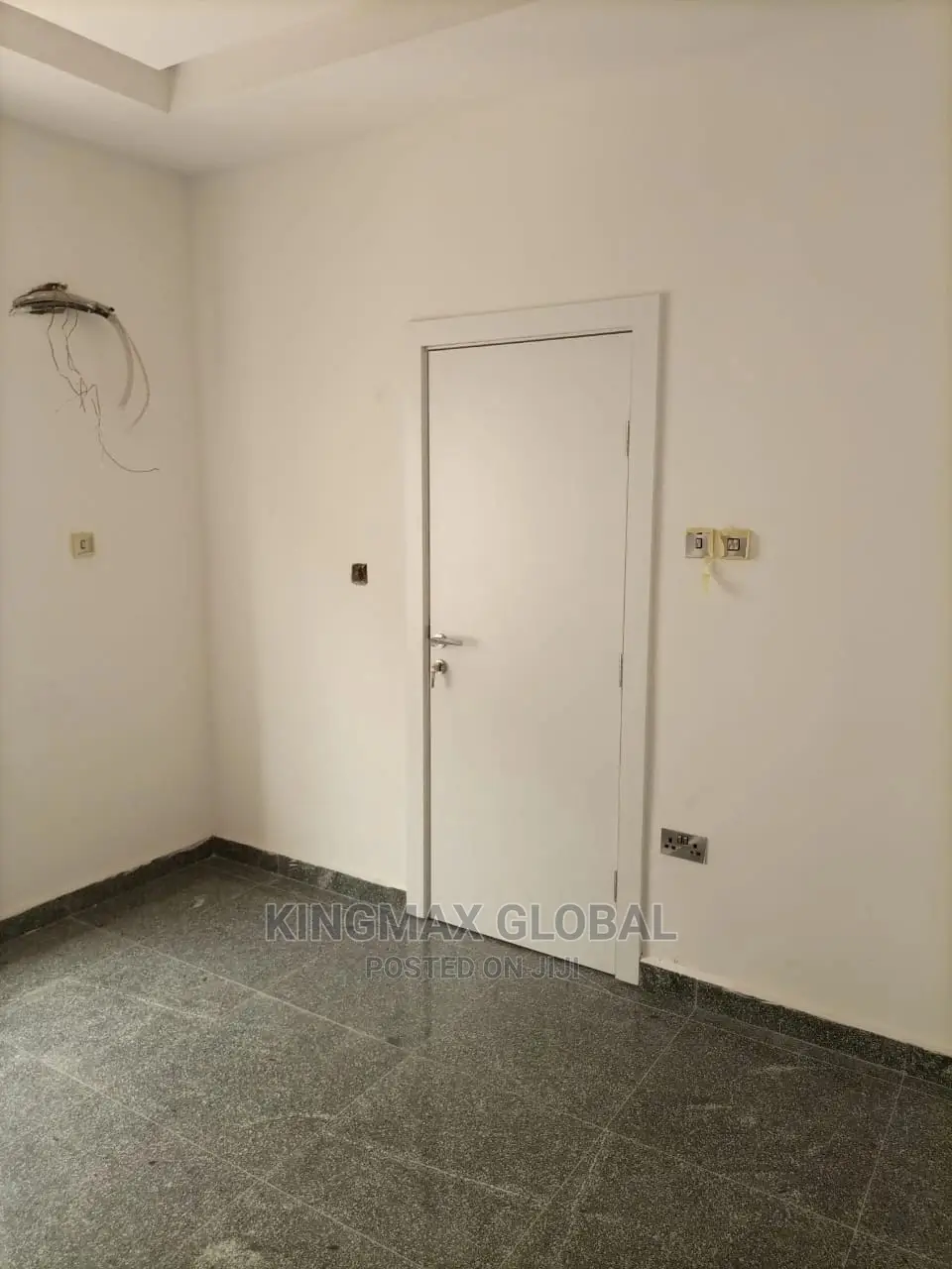 5bdrm Townhouse/Terrace in Wuye for Sale in Wuye