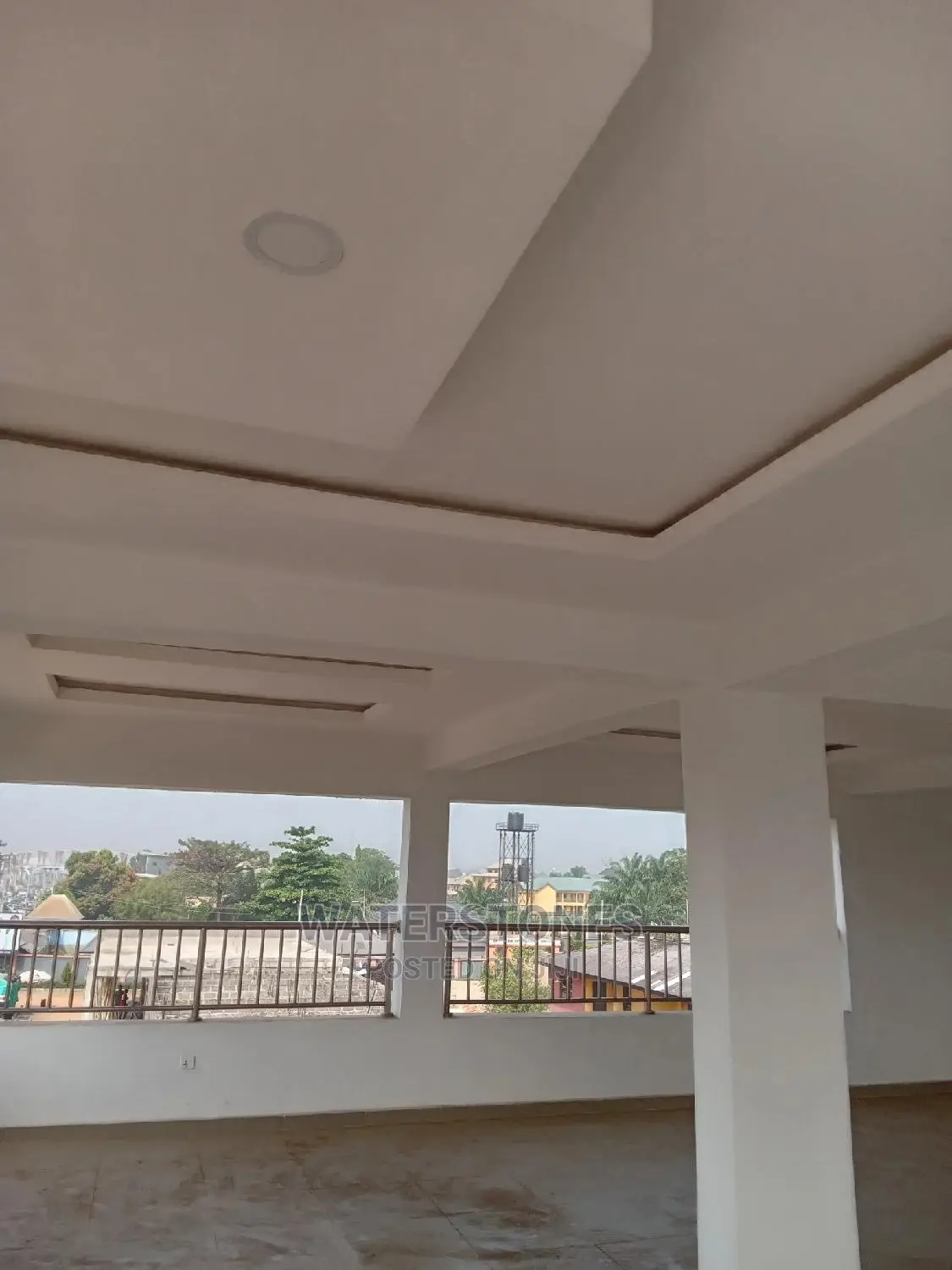Shop to Let in Asaba in Oshimili South