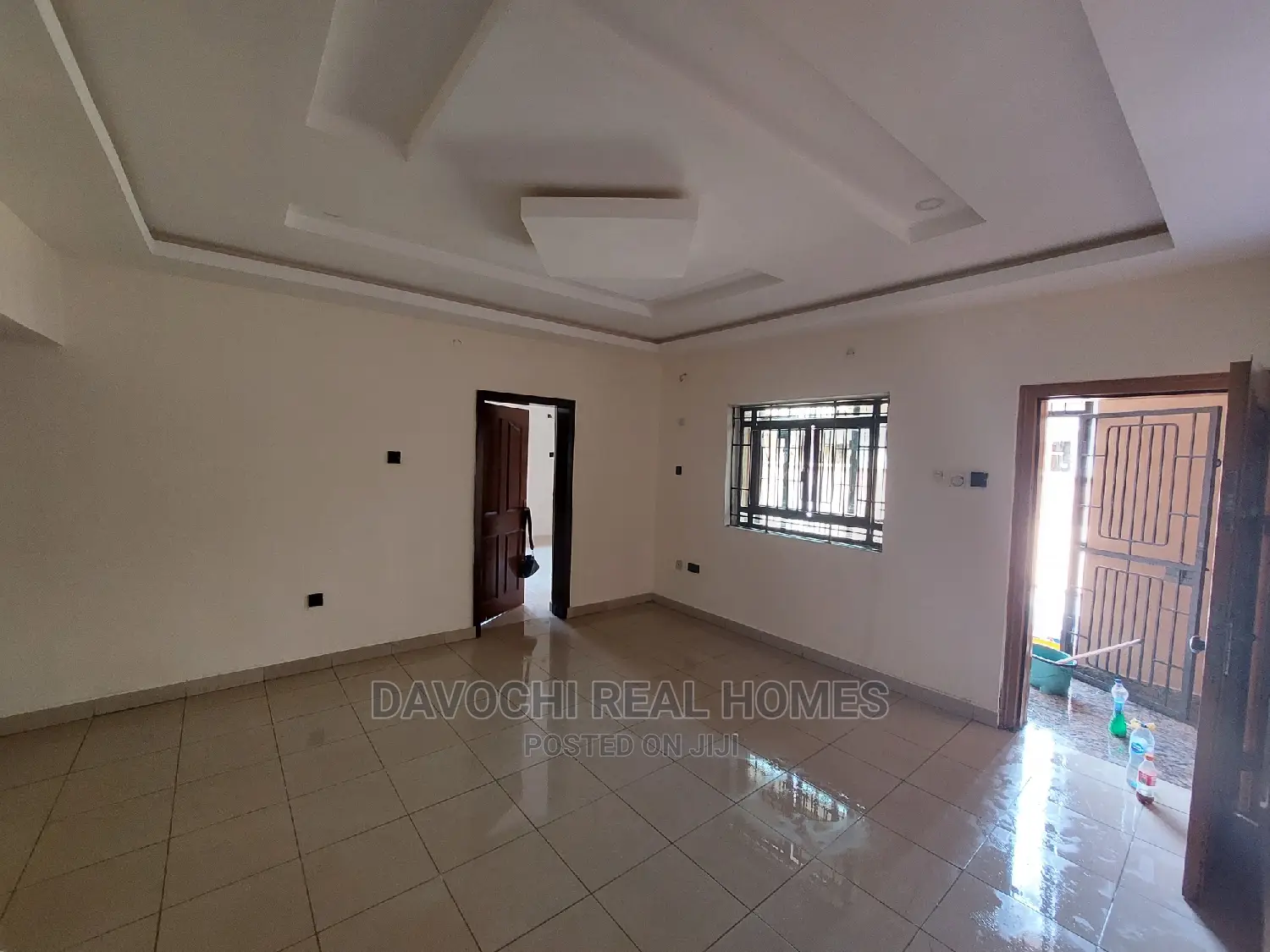 3bdrm Apartment in Ikota Villa Estate for rent in Ikota
