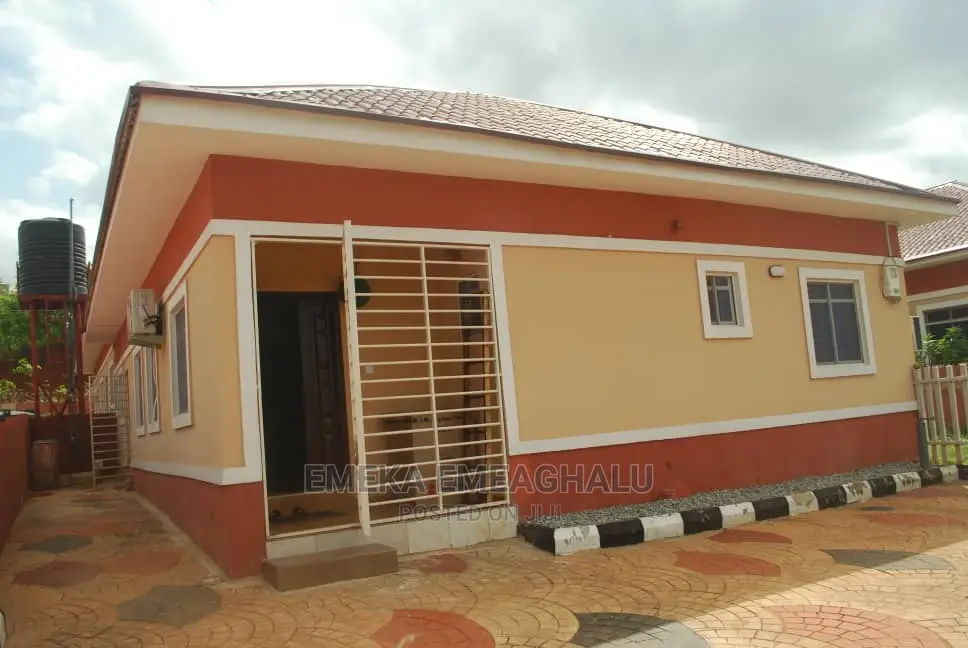 3 Bedroom Bungalow for Short Let in Enugu