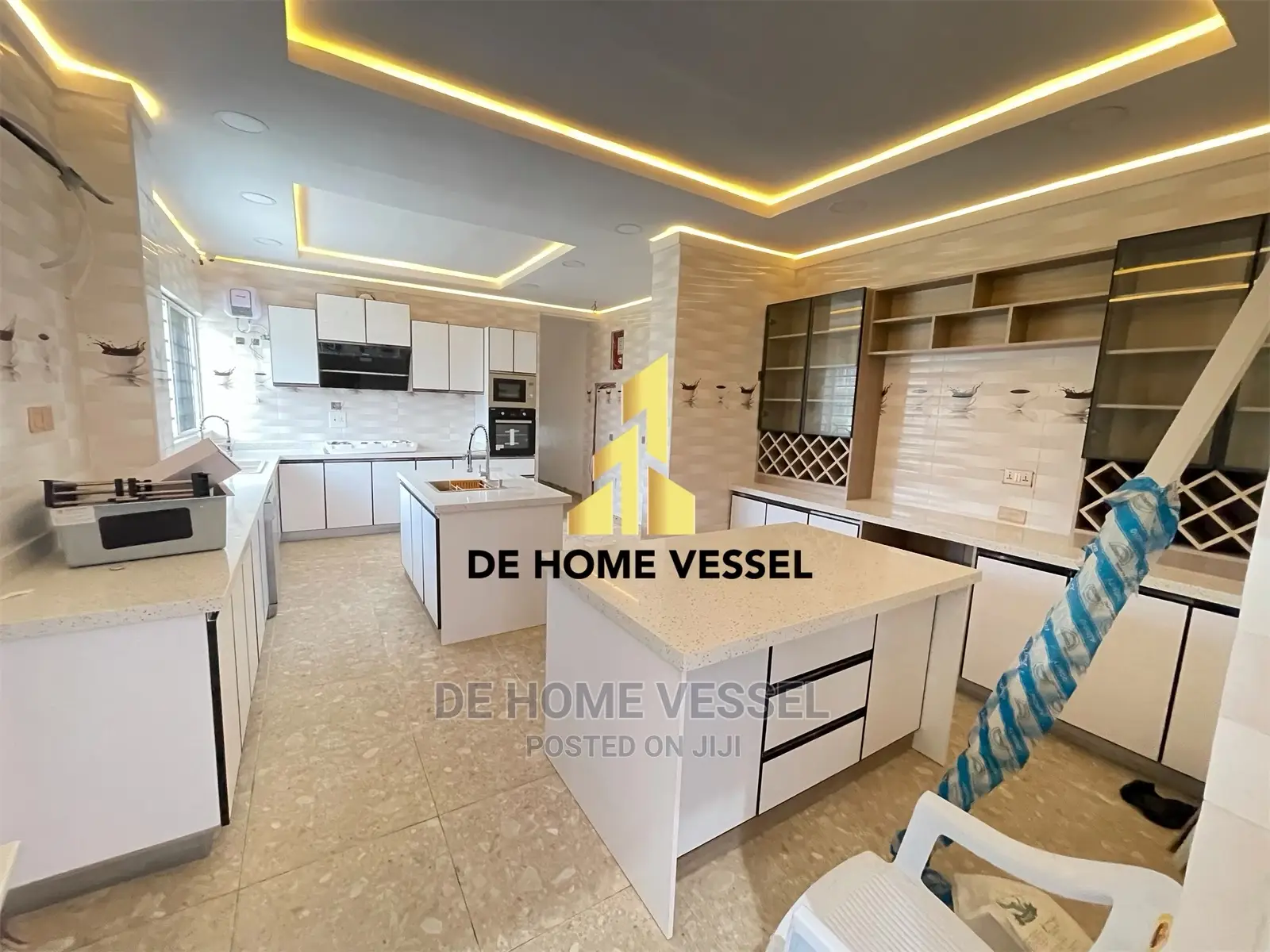 5bdrm Duplex in Osapa London for Sale in Osapa london