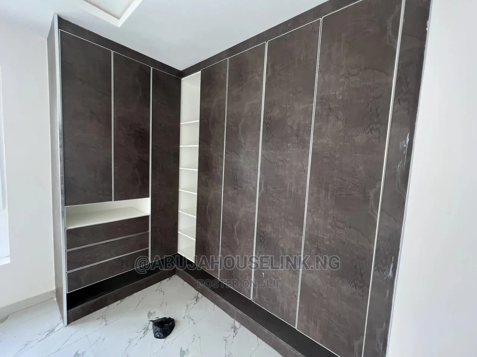 5bdrm Duplex in Wuye District for sale in Wuye