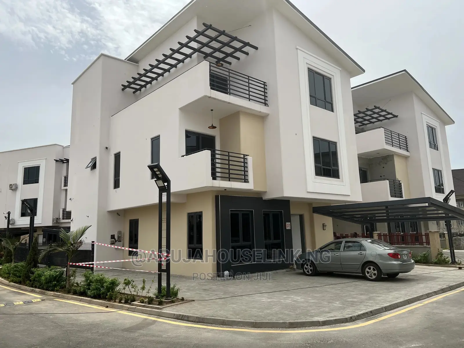 5bdrm Duplex in Wuye District for sale in Wuye