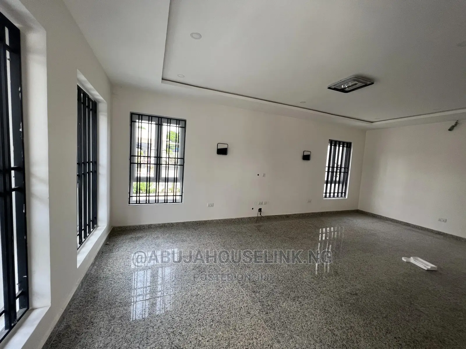 5bdrm Duplex in Wuye District for sale in Wuye