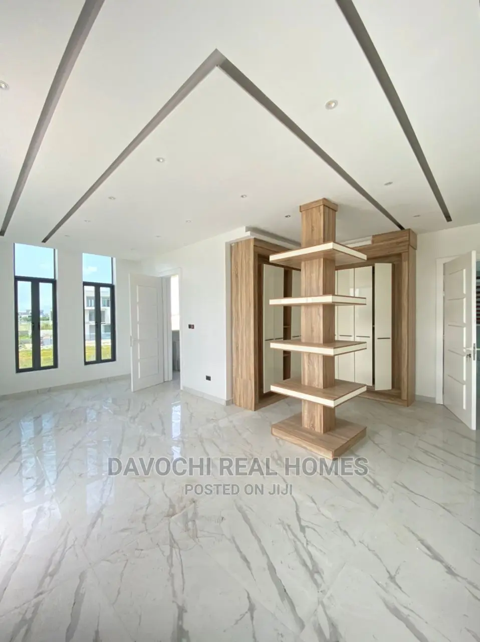 5bdrm Duplex in Osapa London for Sale in Osapa london