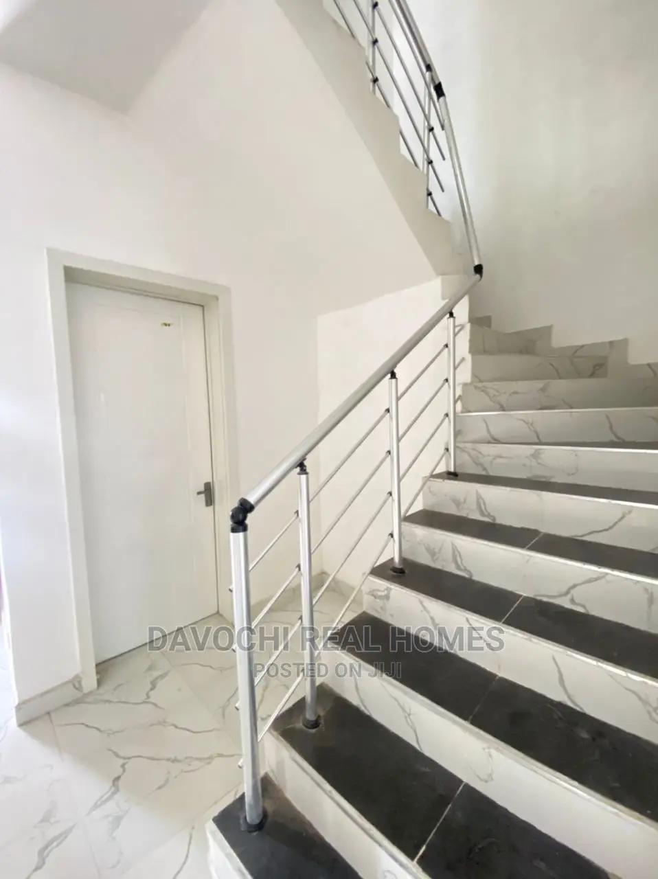4bdrm Duplex in Orchid Road, Lekki Phase 2 for sale in Lekki Phase 2