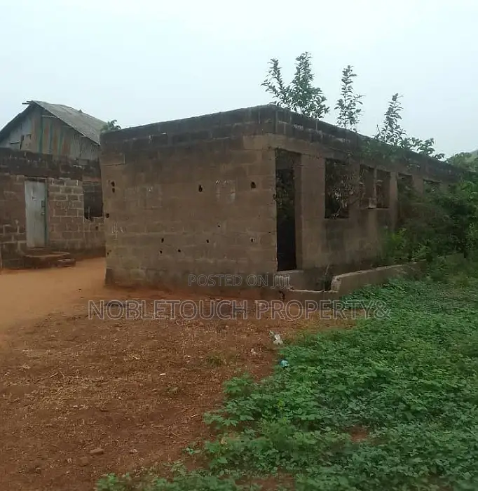 2bdrm Bungalow in Ewekoro Ogun State for Sale in Ewekoro