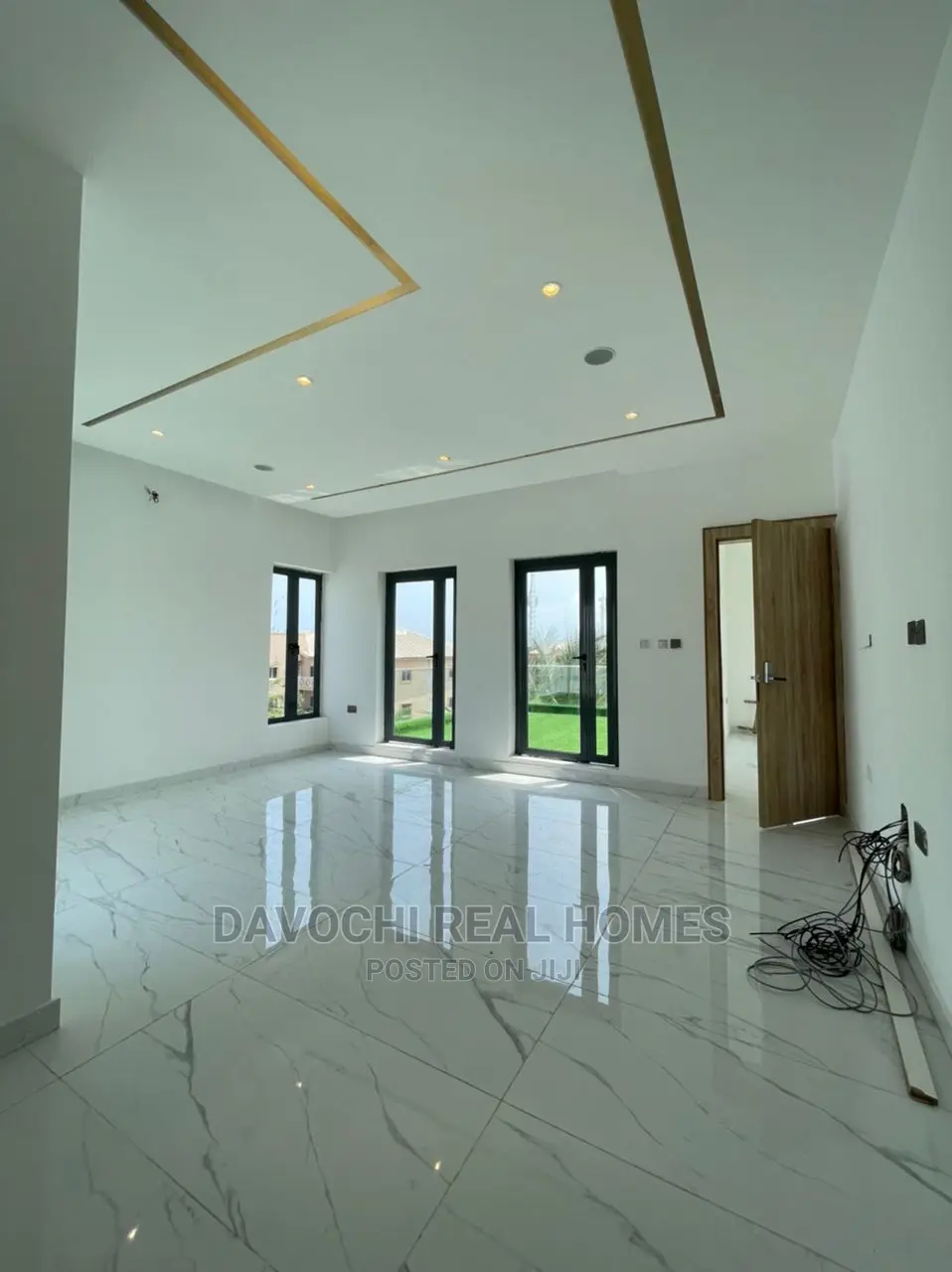 4bdrm Duplex in Osapa London for Sale in Osapa london