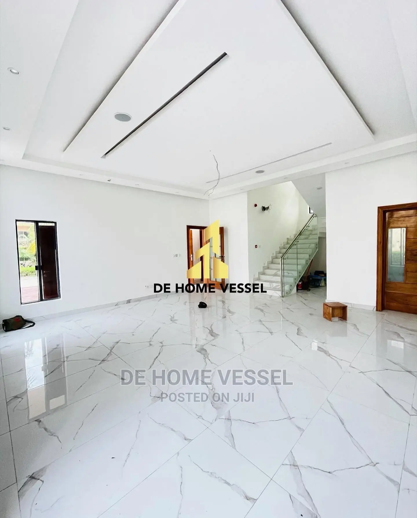 5bdrm Duplex in Osapa London for Sale in Osapa london