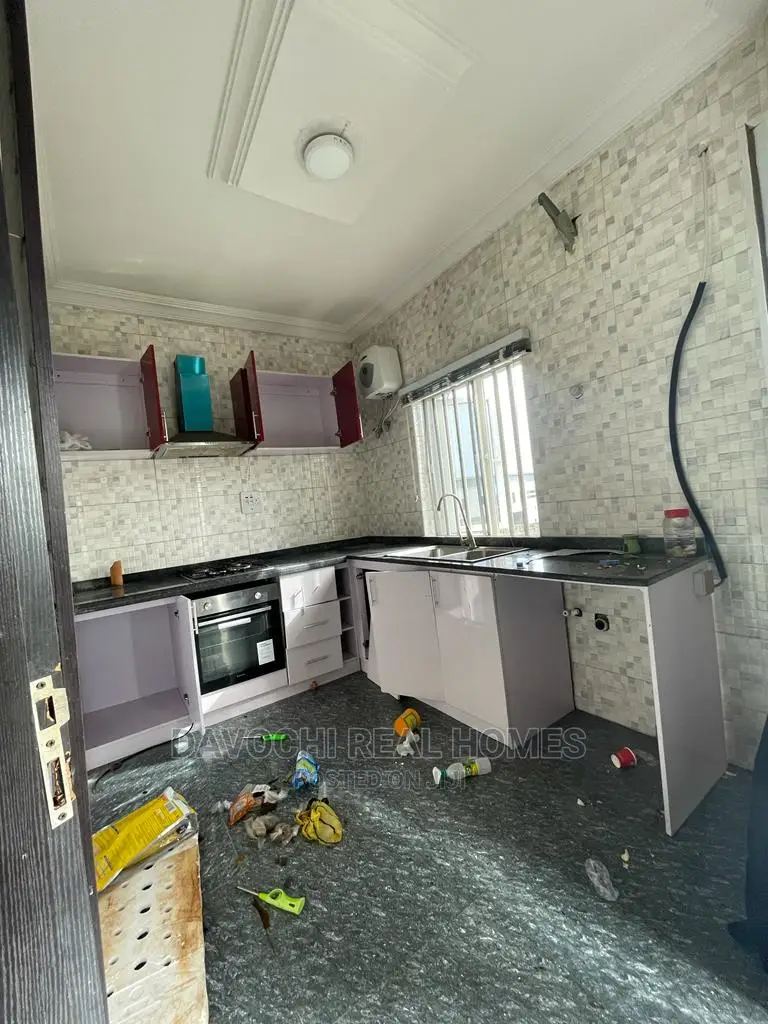 2bdrm Apartment in Orchid Road By for rent in Chevron