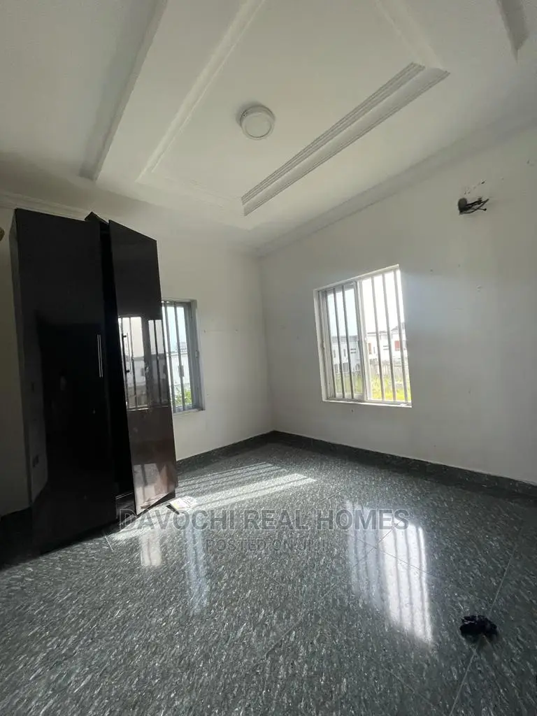 2bdrm Apartment in Orchid Road By for rent in Chevron