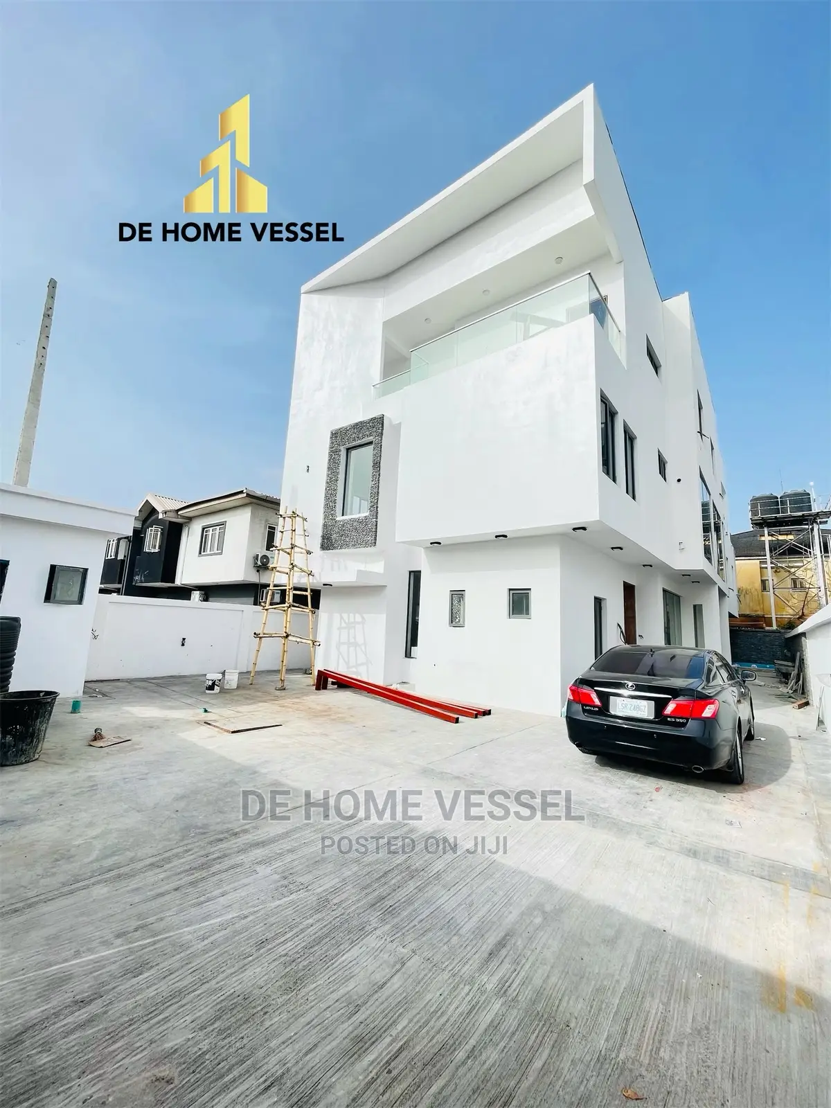 5bdrm Duplex in Lekki Phase 1 for Sale in Lekki Phase 1