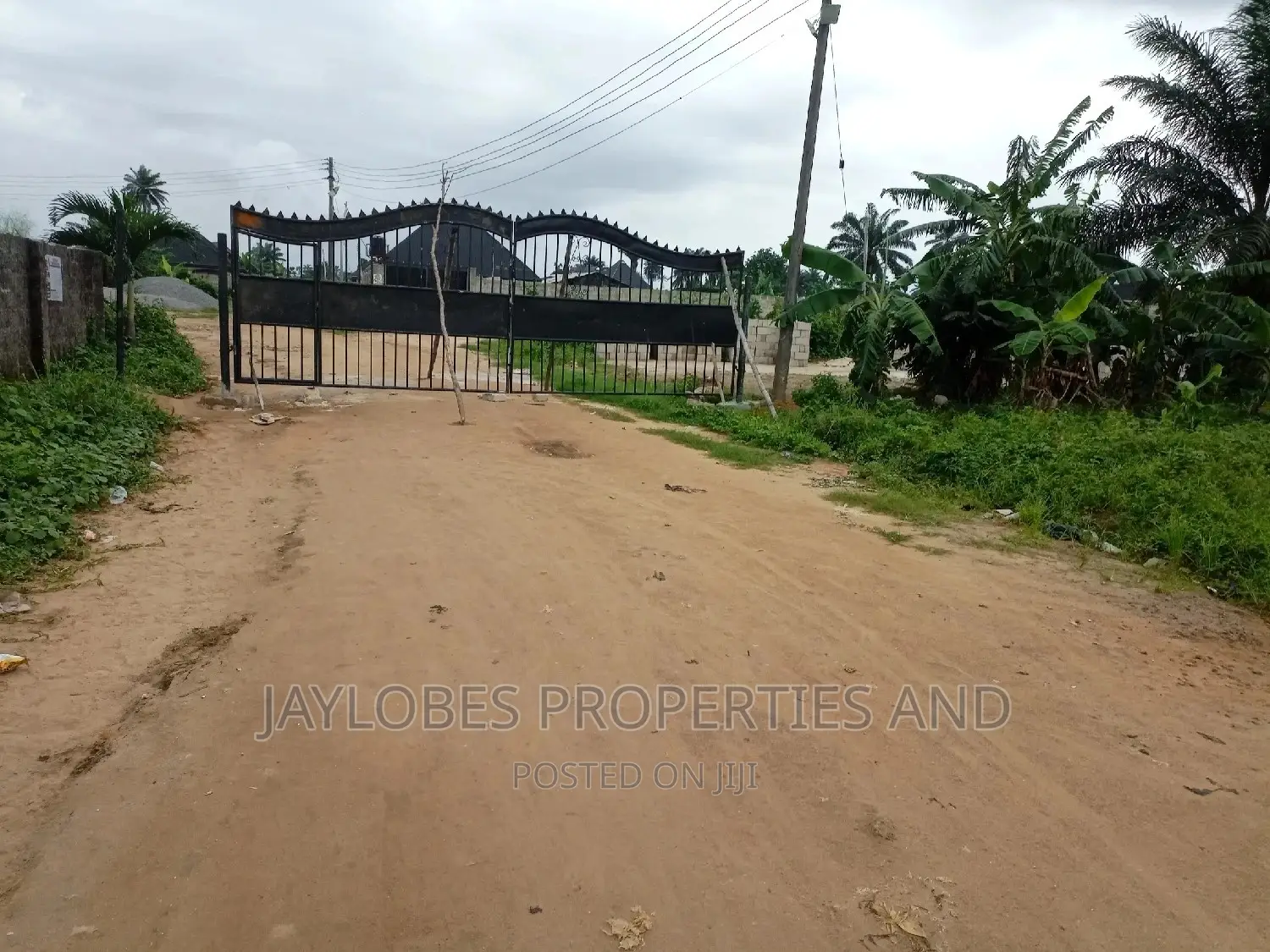 For Sale: A Percel of Land at Eneka-Igwuruta Road, Port Harco in Ikwerre